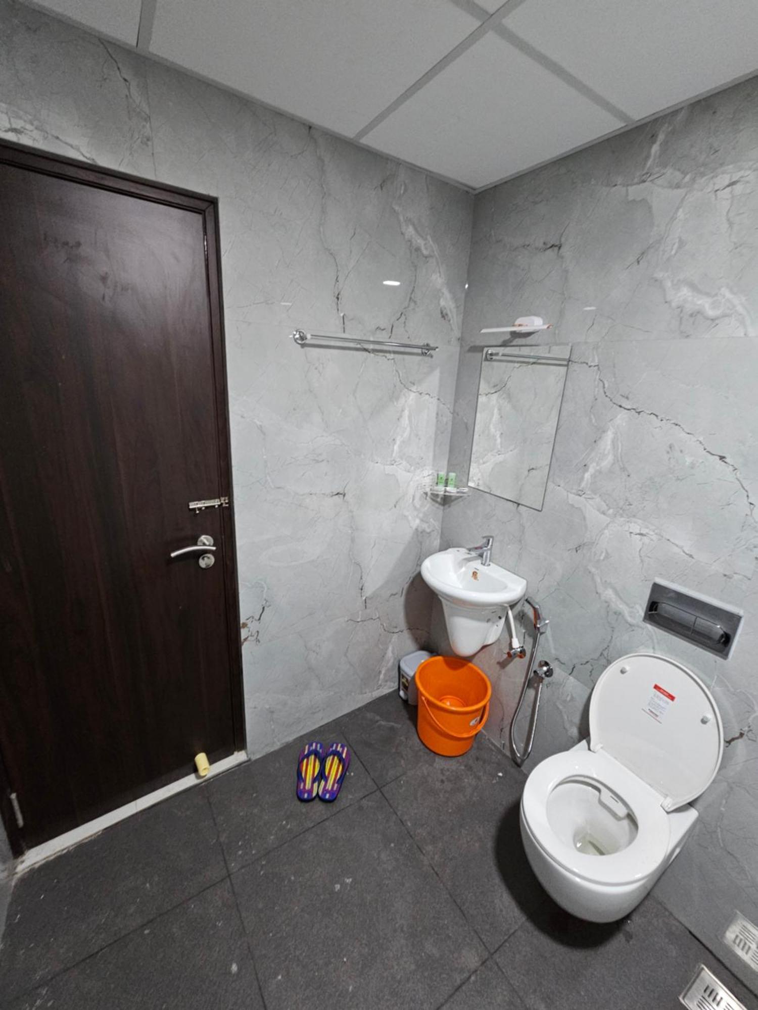 Thaal Residency Cheruvathur-Hala Groups Nīleshwar Kültér fotó